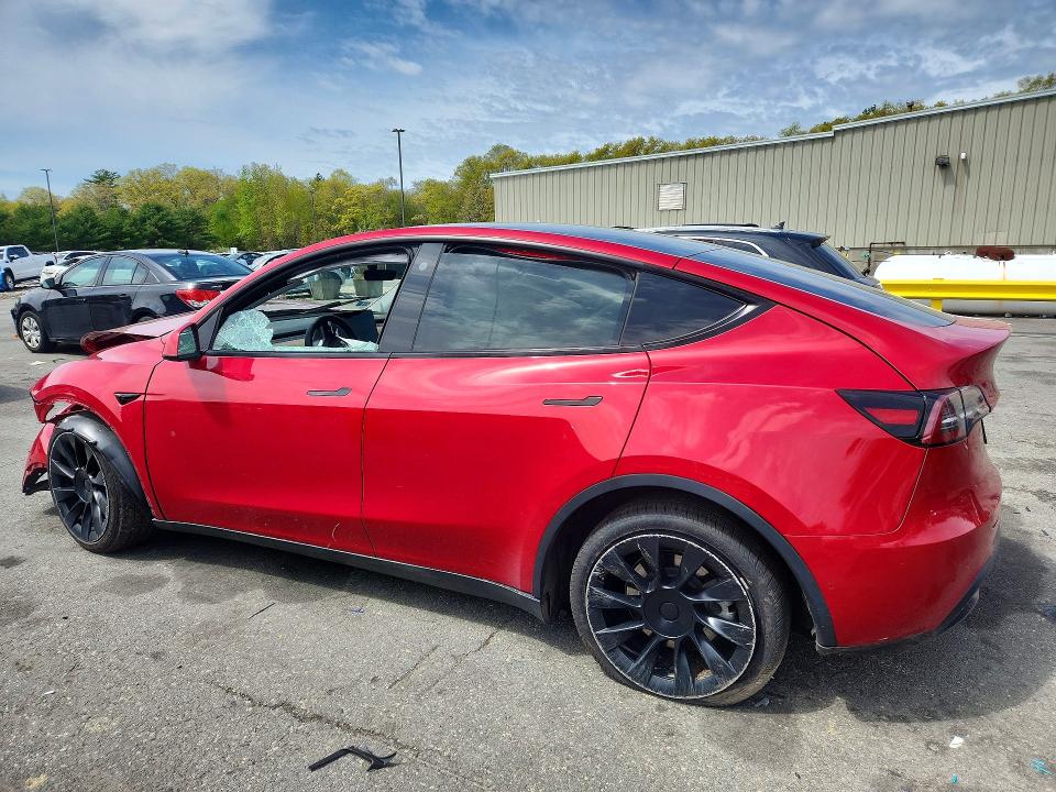 52737156 :رقم المزاد ، 5YJYGDEE3MF207886 vin ، 2021 Tesla Model Y مزاد بيع