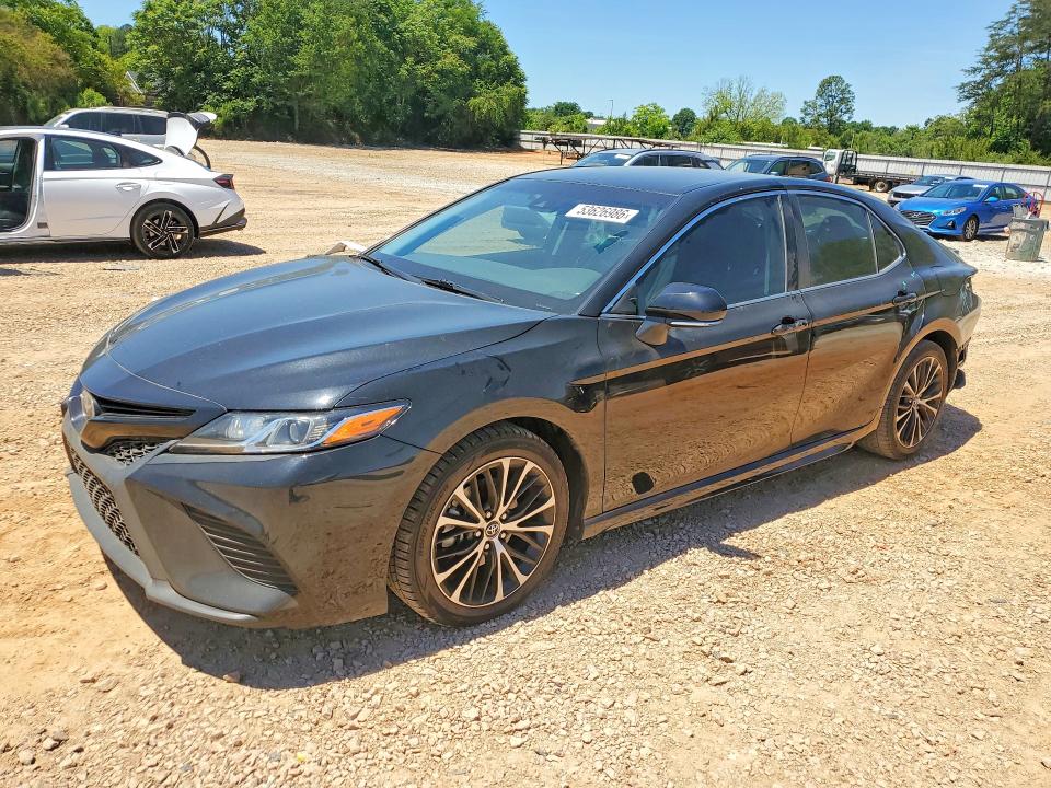 2018 Toyota Camry მანქანა იყიდება აუქციონზე, vin: 4T1B11HK3JU528462, აუქციონის ნომერი: 53626986