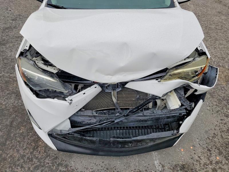 Продаж на аукціоні авто 2018 Toyota Corolla, vin: 2T1BURHE4JC013780, номер лоту: 53114766