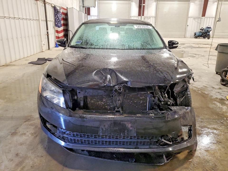 54239446 :رقم المزاد ، 1VWBH7A3XDC011429 vin ، 2013 Volkswagen Passat مزاد بيع