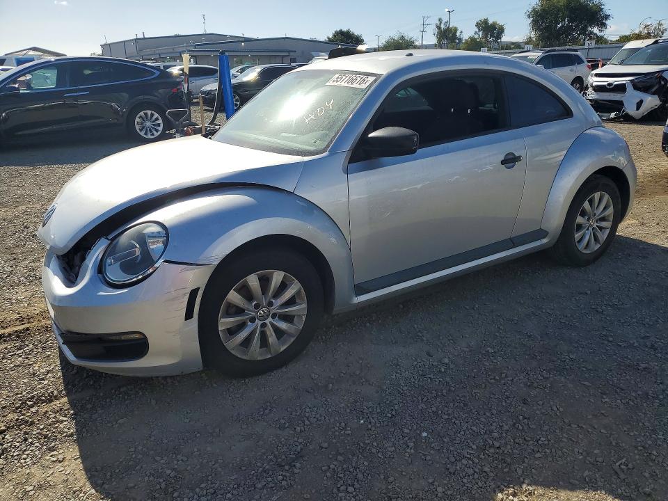 55116616 :رقم المزاد ، 3VWFP7AT6EM621381 vin ، 2014 Volkswagen Beetle مزاد بيع