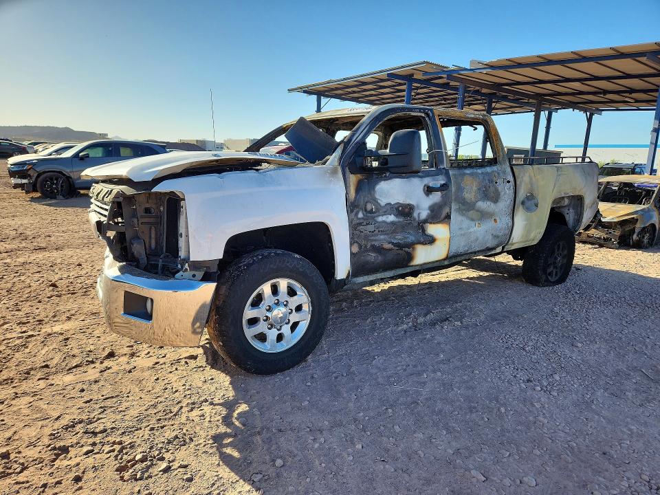 2015 Chevrolet Silverado მანქანა იყიდება აუქციონზე, vin: 1GC1KVE81FF133608, აუქციონის ნომერი: 55541196