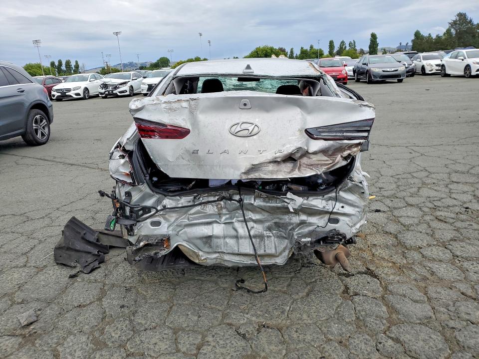 Продажа на аукционе авто 2019 Hyundai Elantra, vin: 5NPD84LF1KH473154, номер лота: 52379806