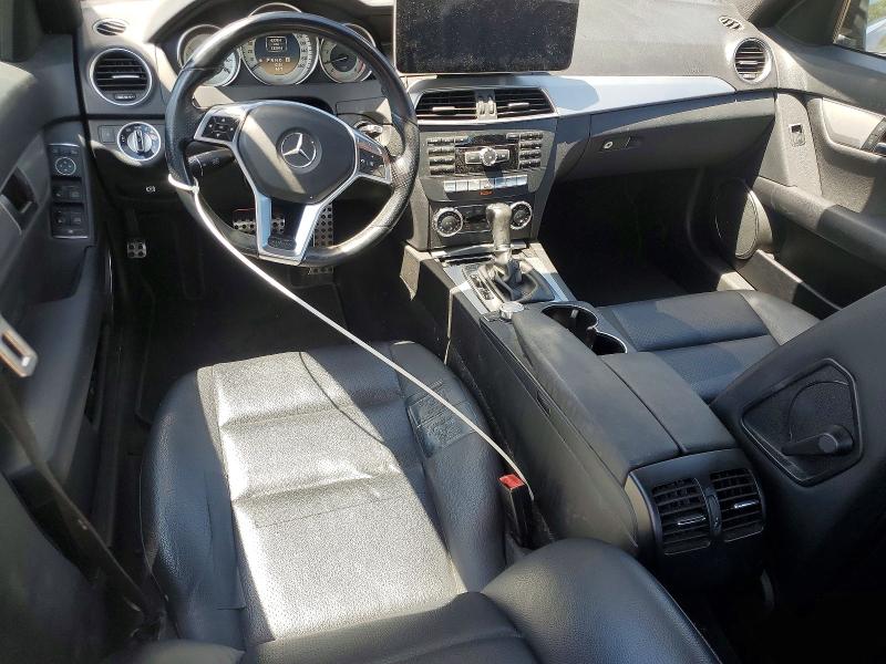 52060296 :رقم المزاد ، WDDGF4HB4CR218491 vin ، 2012 Mercedes-benz C مزاد بيع