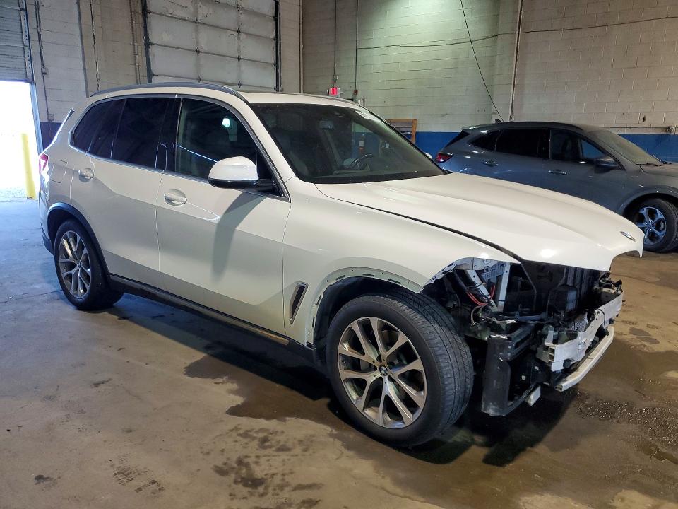 55013856 :رقم المزاد ، 5UXCR6C58KLL11897 vin ، 2019 Bmw X5 مزاد بيع