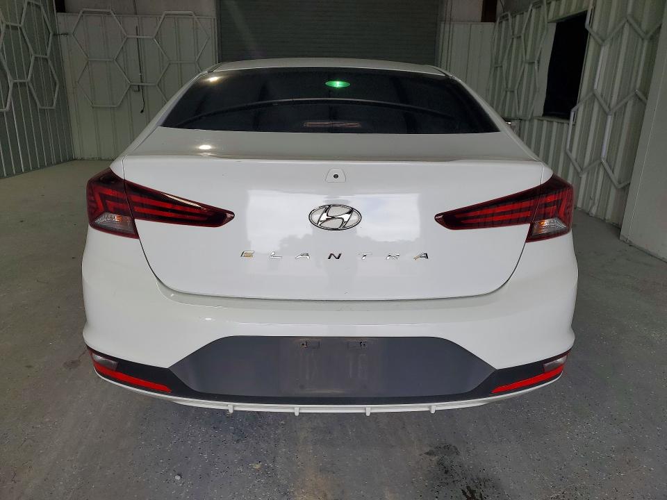 54839616 :رقم المزاد ، 5NPD74LF2KH463798 vin ، 2019 Hyundai Elantra مزاد بيع