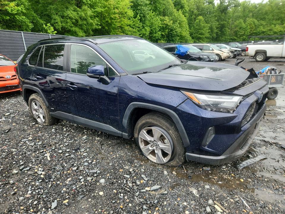 2022 Toyota Rav4 მანქანა იყიდება აუქციონზე, vin: JTMRWRFV6ND139532, აუქციონის ნომერი: 53159616