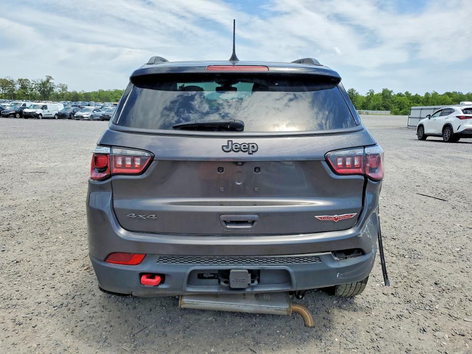 53210496 :رقم المزاد ، 3C4NJDDB8HT689497 vin ، 2017 Jeep Compass مزاد بيع