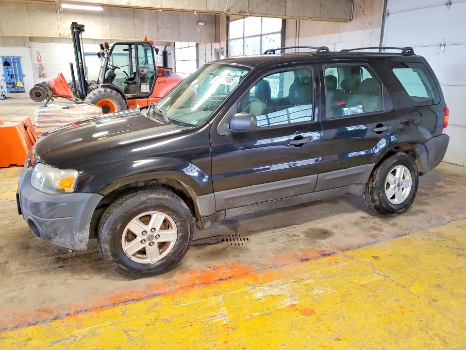 55042156 :رقم المزاد ، 1FMYU02Z27KA85145 vin ، 2007 Ford Escape مزاد بيع