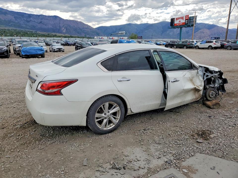 Aukcja sprzedaży 2015 Nissan Altima, vin: 1N4AL3AP5FN407791, numer aukcji: 54111776