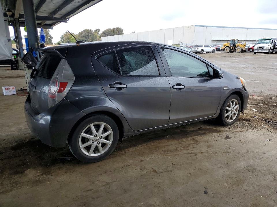 Продажа на аукционе авто 2013 Toyota Prius C, vin: JTDKDTB32D1037573, номер лота: 52451096
