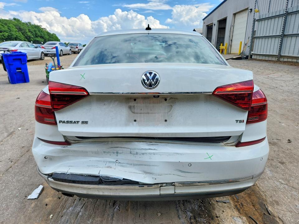 54162736 :رقم المزاد ، 1VWGT7A31HC083582 vin ، 2017 Volkswagen Passat مزاد بيع
