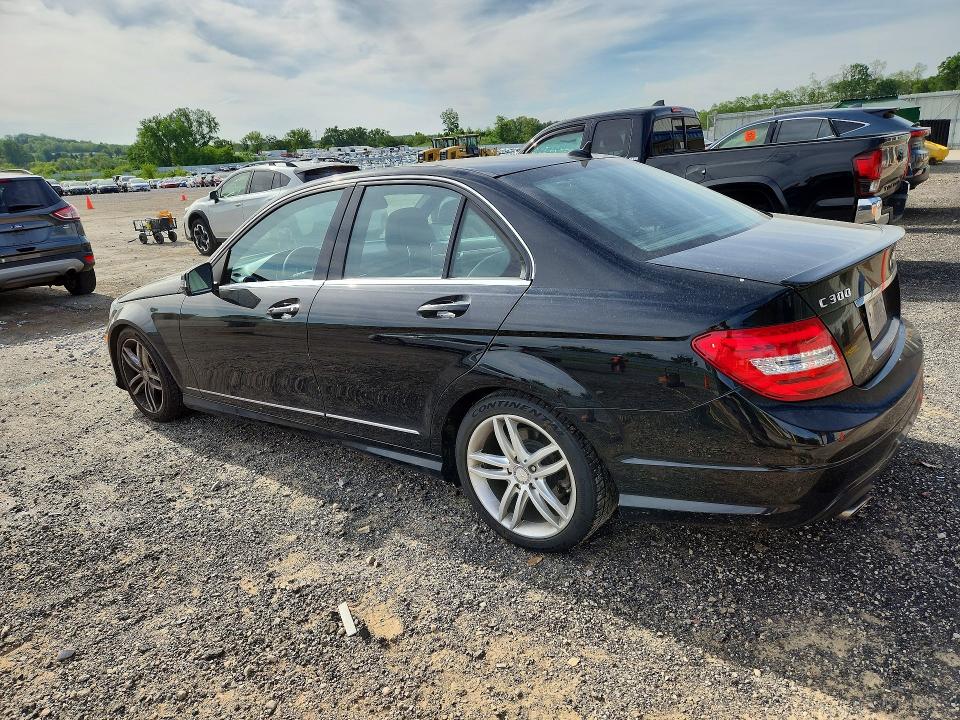 2012 Mercedes-benz C მანქანა იყიდება აუქციონზე, vin: WDDGF8BB9CR234041, აუქციონის ნომერი: 55741066