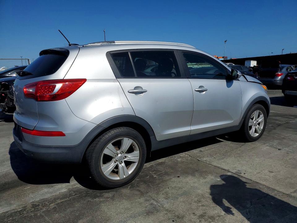 2011 Kia Sportage მანქანა იყიდება აუქციონზე, vin: KNDPB3A21B7117509, აუქციონის ნომერი: 53167596