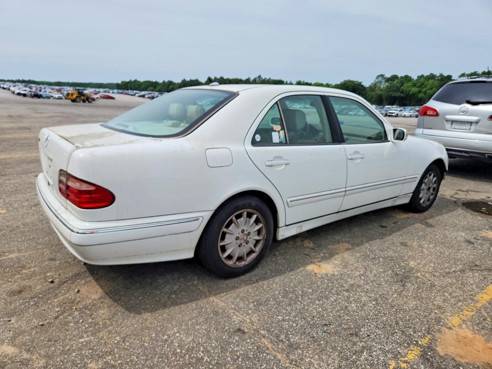 Aukcja sprzedaży 2001 Mercedes-benz E, vin: WDBJF65J21B286686, numer aukcji: 52706986