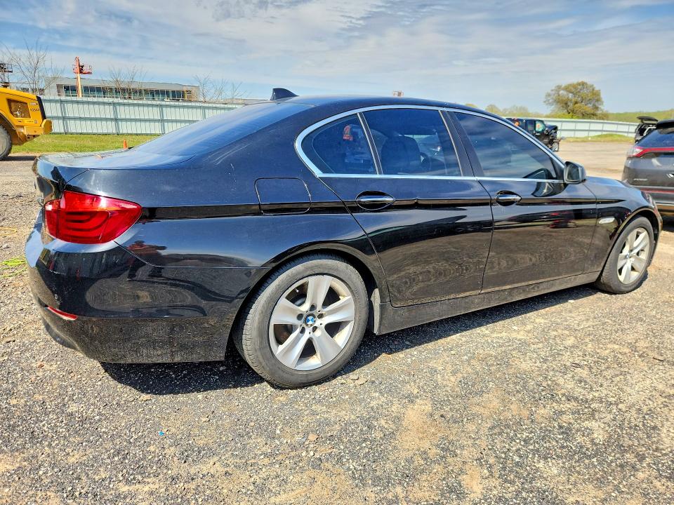 Продажа на аукционе авто 2011 Bmw 528, vin: WBAFR1C53BC740377, номер лота: 52244756