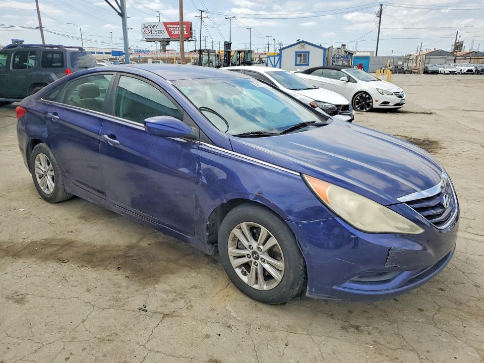 53305586 :رقم المزاد ، 5NPEB4AC0BH044506 vin ، 2011 Hyundai Sonata مزاد بيع