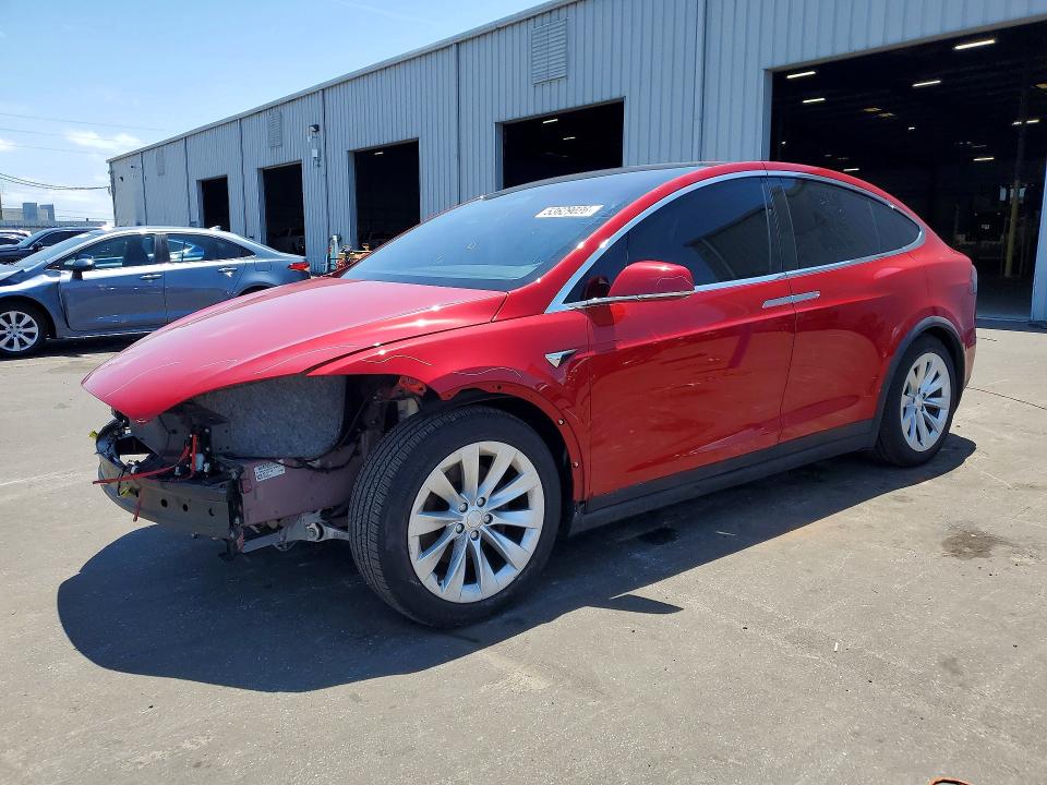 Продажа на аукционе авто 2017 Tesla Model X, vin: 5YJXCAE28HF060241, номер лота: 53629026