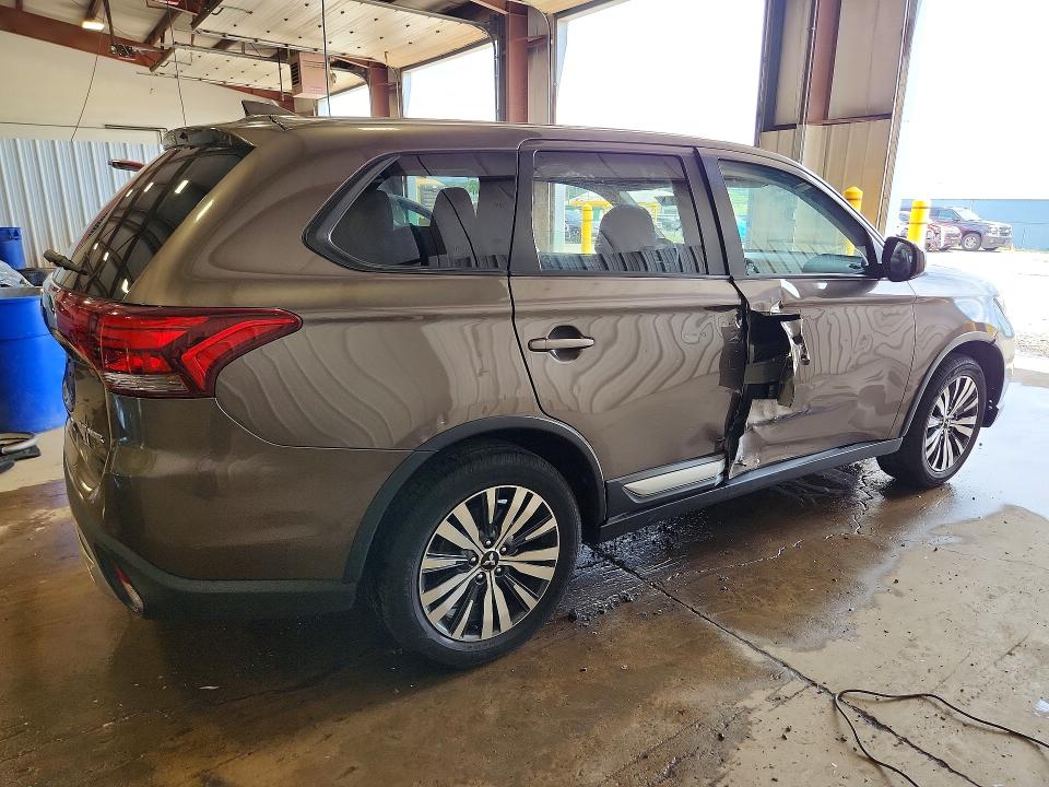 Продаж на аукціоні авто 2019 Mitsubishi Outlander, vin: JA4AD2A36KZ030903, номер лоту: 55050806