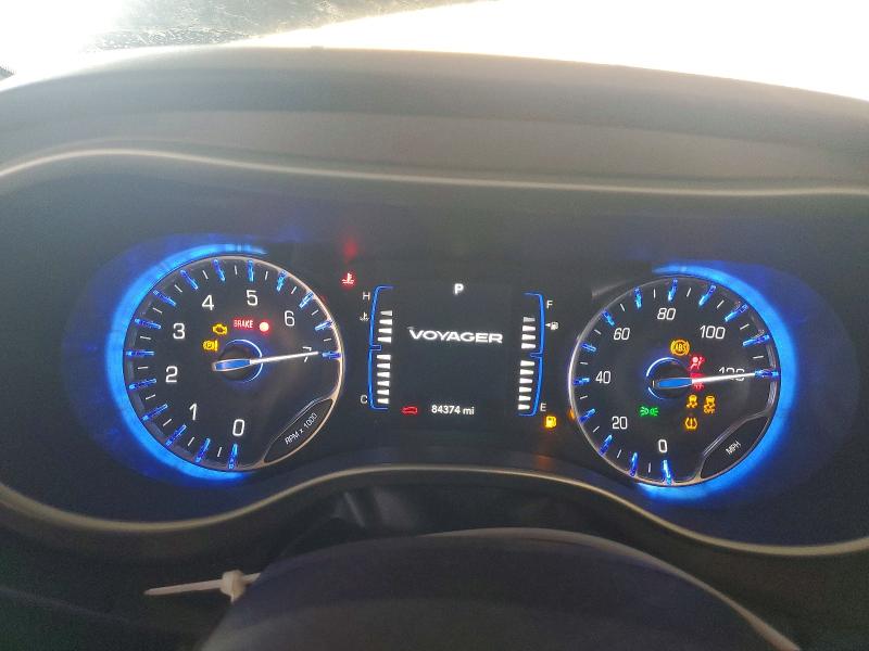 55372356 :رقم المزاد ، 2C4RC1CG7NR211609 vin ، 2022 Chrysler Voyager مزاد بيع