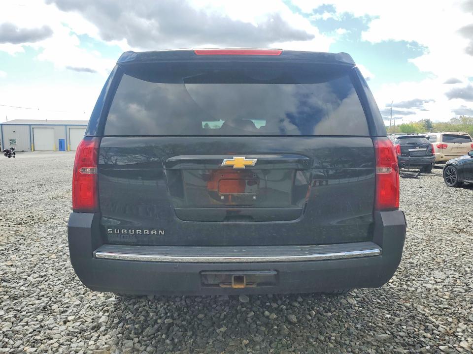 Продажа на аукционе авто 2016 Chevrolet Suburban, vin: 1GNSKJKC0GR222356, номер лота: 52751936