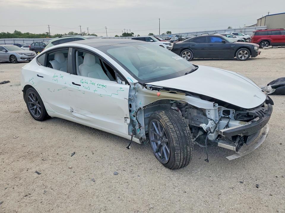 Продажа на аукционе авто 2023 Tesla Model 3, vin: 5YJ3E1EA2PF571457, номер лота: 52769296