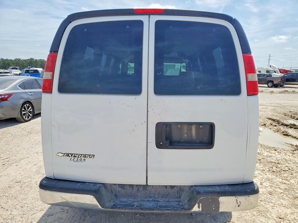 Продаж на аукціоні авто 2017 Chevrolet Express G3500, vin: 1GAZGMFGXH1252867, номер лоту: 53840186
