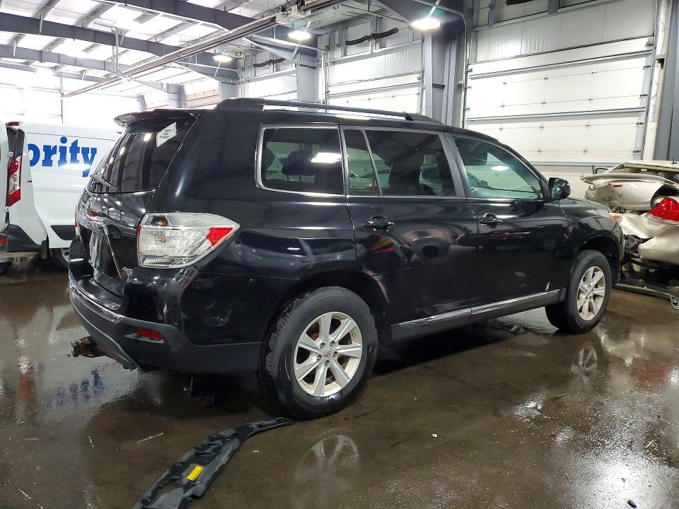 54461976 :رقم المزاد ، 5TDBK3EH5BS062528 vin ، 2011 Toyota Highlander مزاد بيع