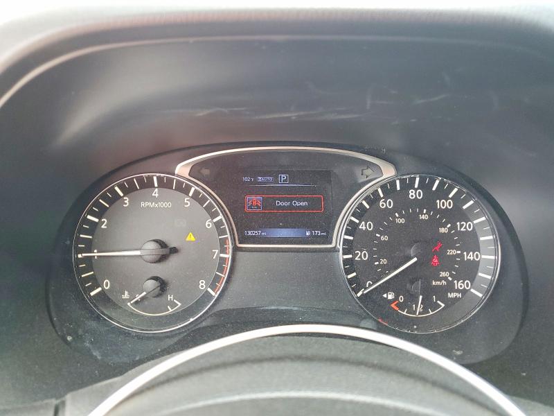 53102076 :رقم المزاد ، 5N1DR2MM1HC697135 vin ، 2017 Nissan Pathfinder مزاد بيع