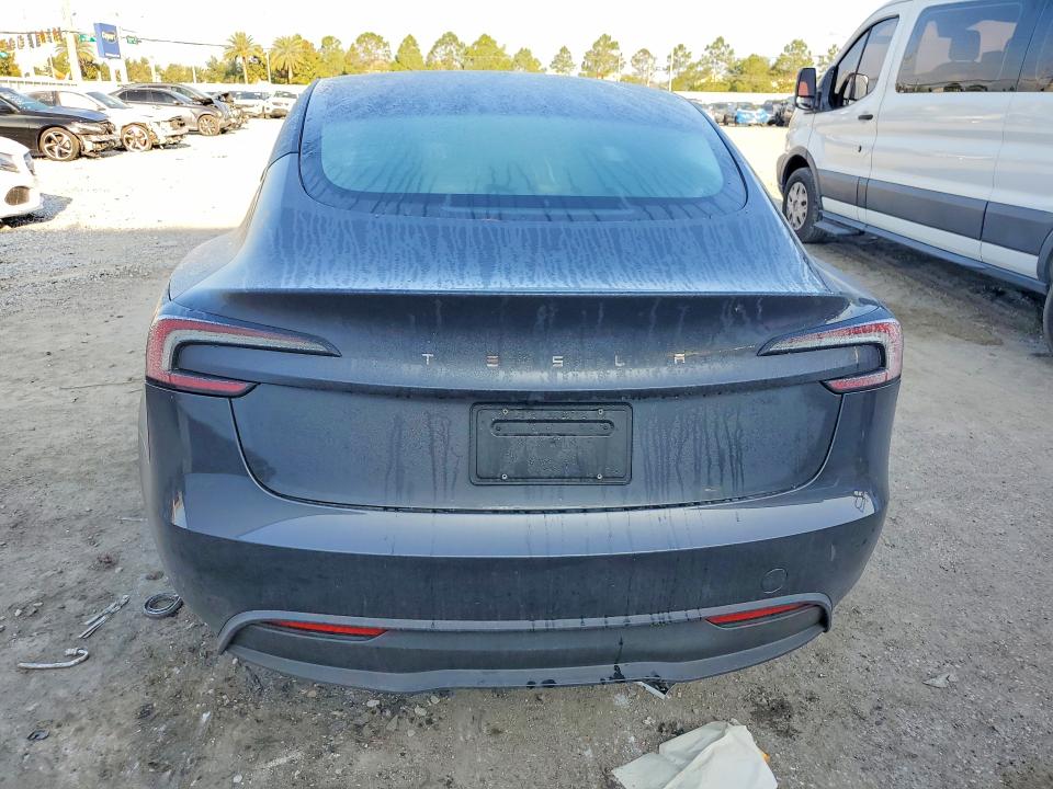 52872396 :رقم المزاد ، 5YJ3E1EA7SF030493 vin ، 2025 Tesla Model 3 مزاد بيع