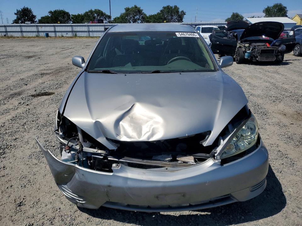 54670406 :رقم المزاد ، 4T1BF30K06U631967 vin ، 2006 Toyota Camry مزاد بيع