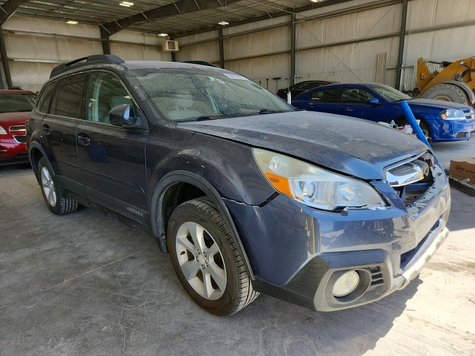 2014 Subaru Outback მანქანა იყიდება აუქციონზე, vin: 4S4BRBCC7E3254211, აუქციონის ნომერი: 53016206