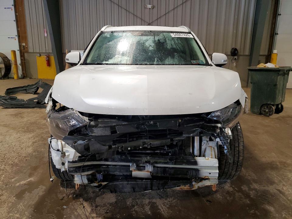 2019 Mitsubishi Outlander მანქანა იყიდება აუქციონზე, vin: JA4AZ3A33KZ004038, აუქციონის ნომერი: 54007426