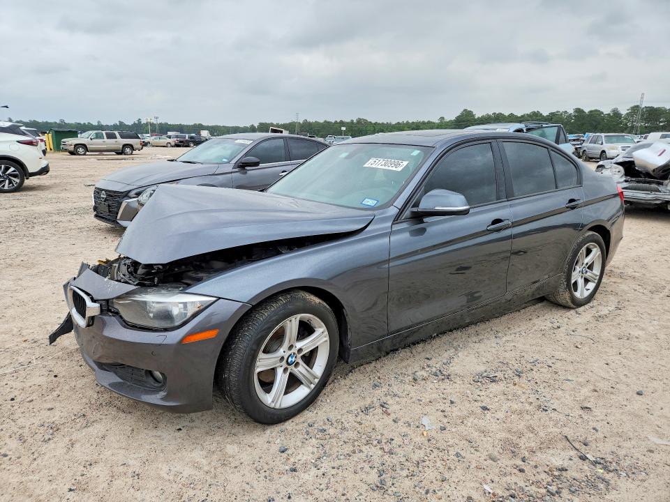 51730996 :رقم المزاد ، WBA3C3C5XFP664610 vin ، 2015 Bmw 320 مزاد بيع