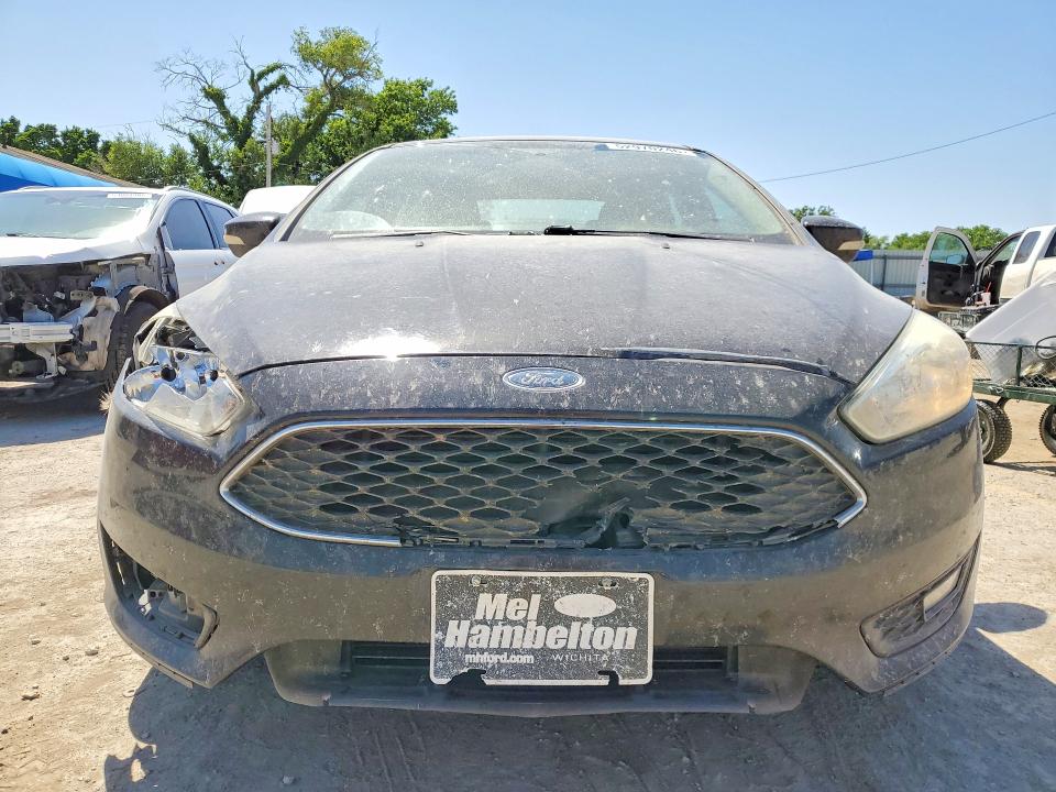 52970246 :رقم المزاد ، 1FADP3F22GL379427 vin ، 2016 Ford Focus مزاد بيع