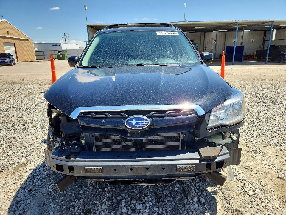 52678056 :رقم المزاد ، JF2SJGEC9HH460080 vin ، 2017 Subaru Forester مزاد بيع