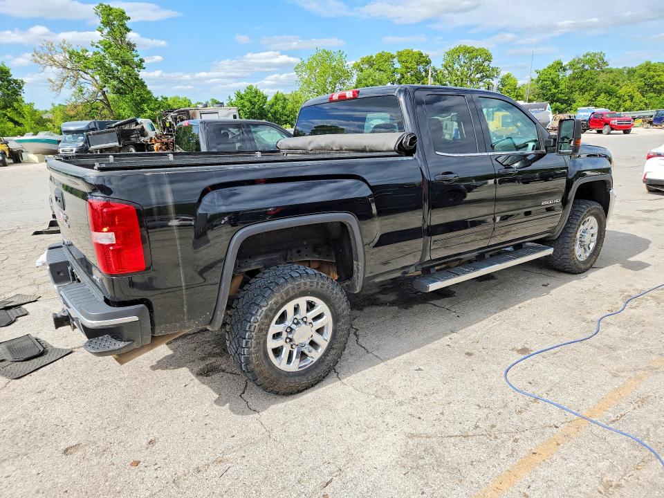 52576196 :رقم المزاد ، 1GT22SEG4GZ360754 vin ، 2016 Gmc Sierra مزاد بيع