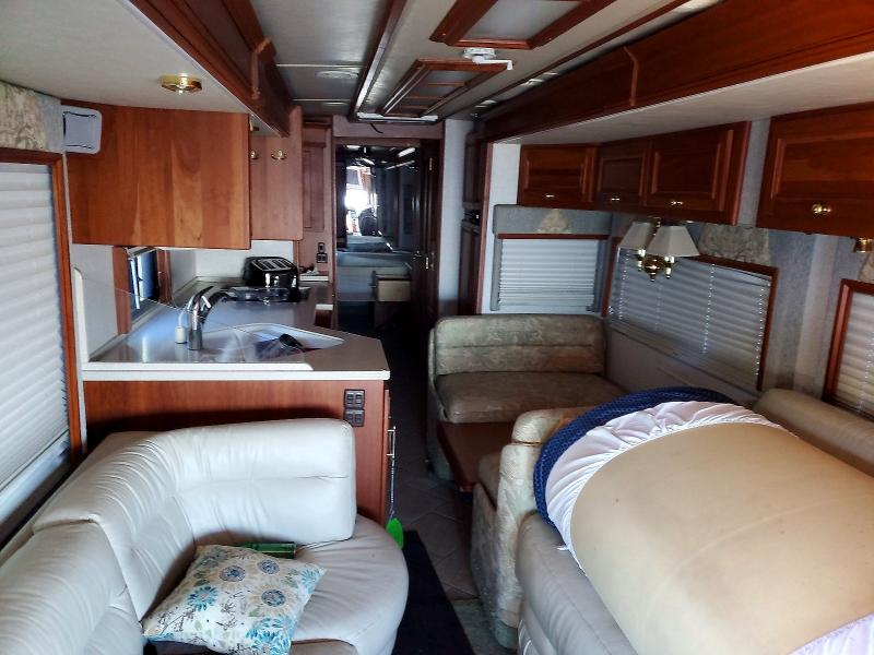 2004 Spartan Motors Motorhome მანქანა იყიდება აუქციონზე, vin: 4VZBR1D944C047192, აუქციონის ნომერი: 53907196