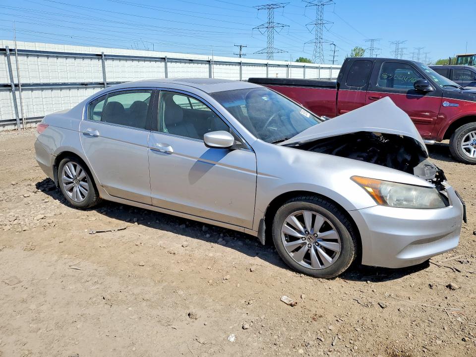 52868406 :رقم المزاد ، 1HGCP2F89BA044725 vin ، 2011 Honda Accord مزاد بيع