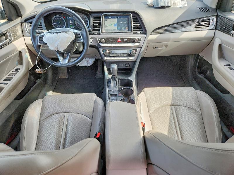 52083706 :رقم المزاد ، 5NPE34AF5JH664242 vin ، 2018 Hyundai Sonata مزاد بيع