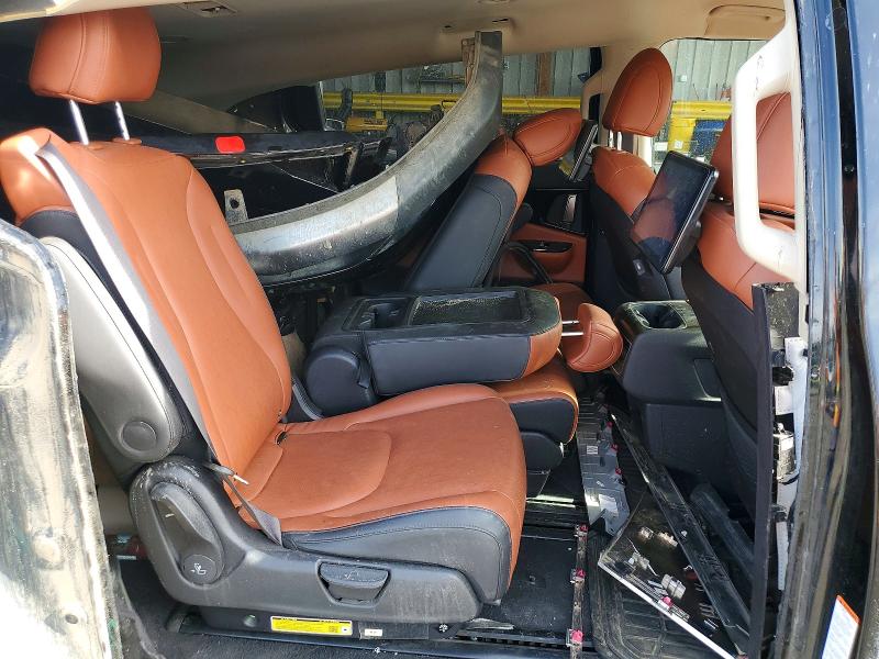 Продаж на аукціоні авто 2024 Kia Carnival, vin: KNDNE5H32R6350503, номер лоту: 54774526