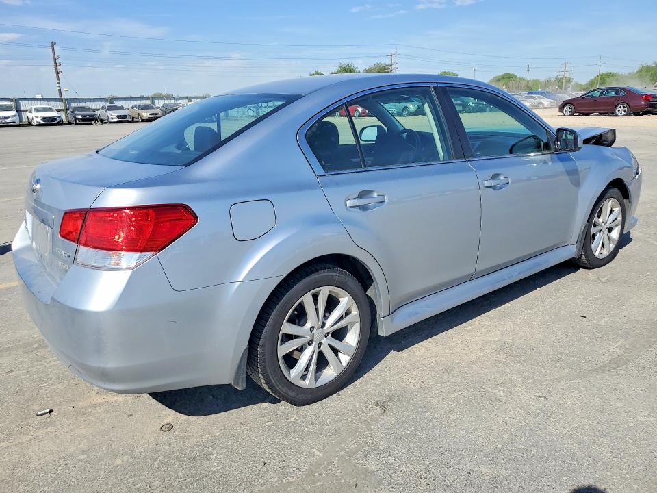 52567716 :رقم المزاد ، 4S3BMBC60D3015658 vin ، 2013 Subaru Legacy مزاد بيع