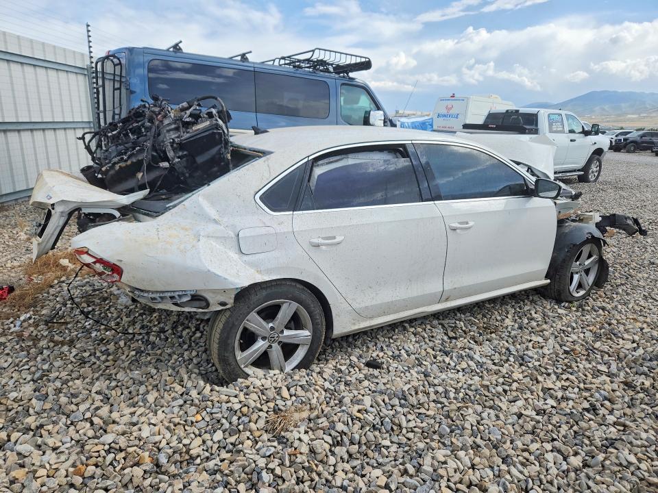 Продаж на аукціоні авто 2015 Volkswagen Passat, vin: 1VWAT7A33FC108906, номер лоту: 54823196