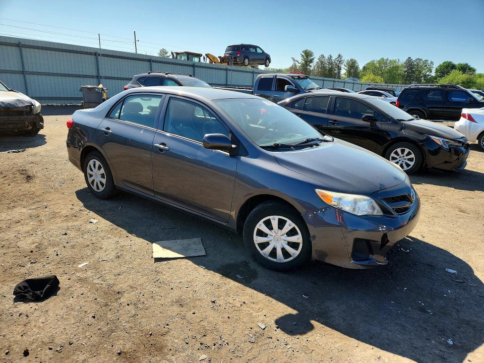 51822576 :رقم المزاد ، 2T1BU4EE9DC115958 vin ، 2013 Toyota Corolla مزاد بيع