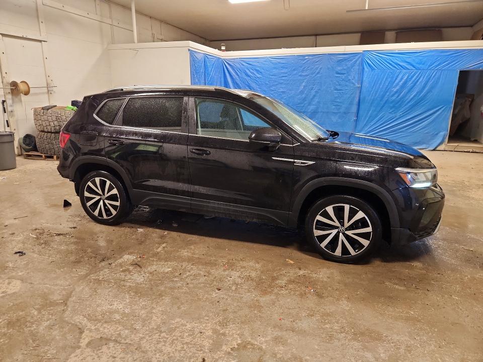 Продажа на аукционе авто 2022 Volkswagen Taos, vin: 3VVLX7B2XNM056811, номер лота: 53511576