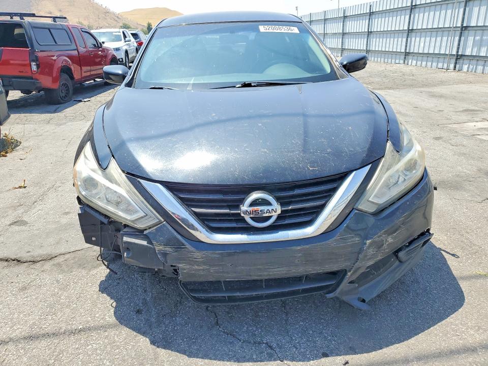 Auction sale of the 2018 Nissan Altima, vin: 1N4AL3AP3JC164163, lot number: 52008536