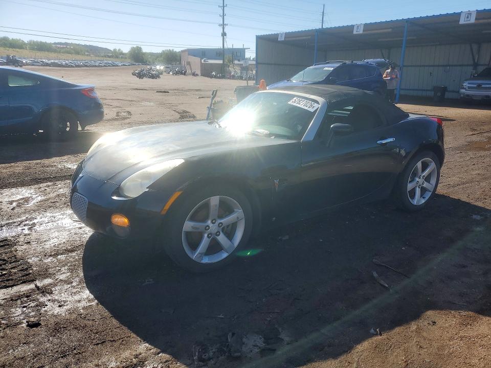 52827026 :رقم المزاد ، 1G2MB33B76Y111167 vin ، 2006 Pontiac Solstice مزاد بيع