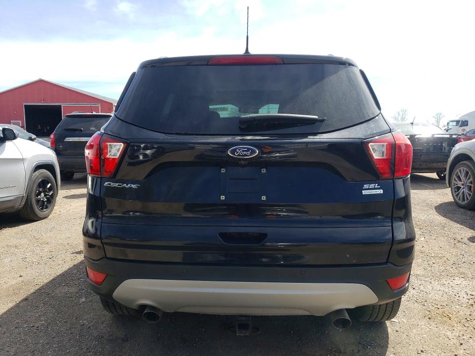 2019 Ford Escape მანქანა იყიდება აუქციონზე, vin: 1FMCU0HD5KUB70676, აუქციონის ნომერი: 53106806