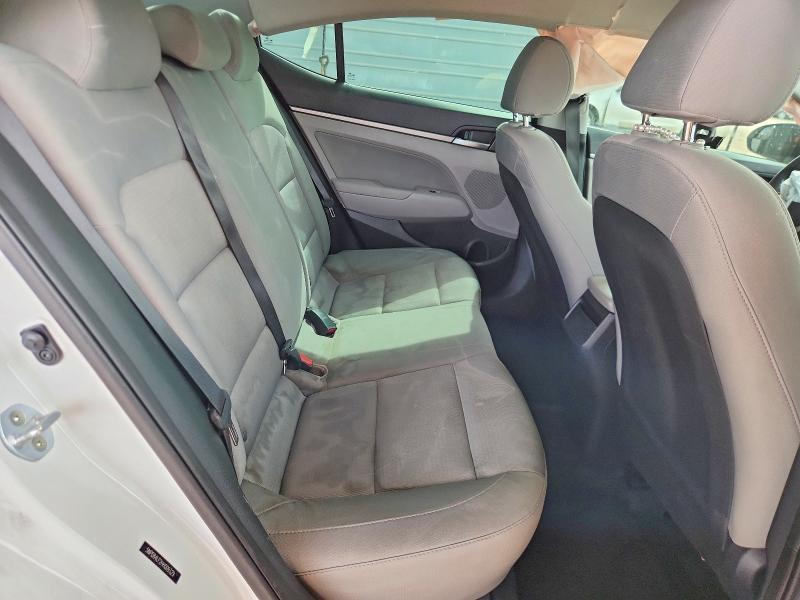 2017 Hyundai Elantra მანქანა იყიდება აუქციონზე, vin: 5NPD84LF2HH009329, აუქციონის ნომერი: 53054636