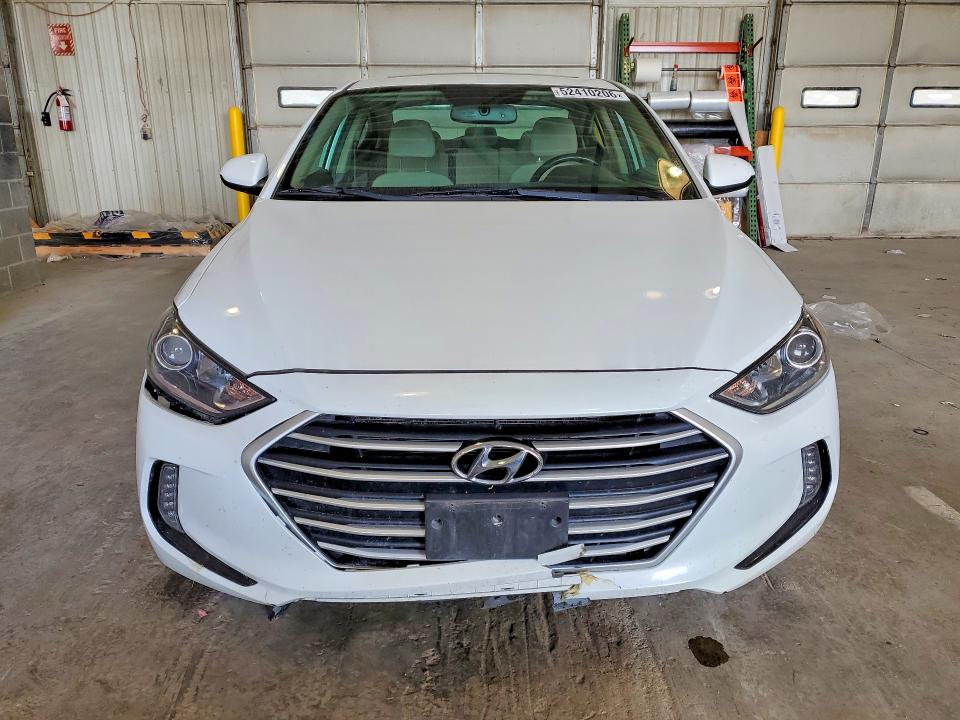 52410206 :رقم المزاد ، 5NPD84LF7HH182358 vin ، 2017 Hyundai Elantra مزاد بيع